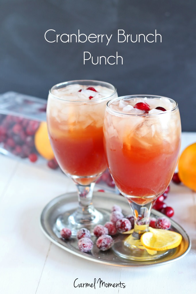 Cranberry Brunch Punch - Only 4 ingredients. So simple. Mix up in minutes!| gatherforbread.com