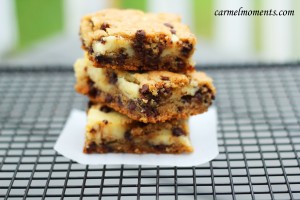 Chocolate chip cheese bars