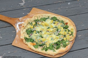 Spinach Artichoke Pizza carmelmoments.com