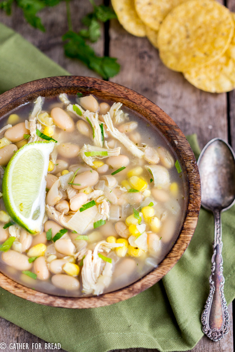 Chicken White Bean Corn Chili - You've got to try this white chicken chili with corn. This hearty recipe is perfect for dinner, easy to make and healthy too! Make this for the cold wintery nights!