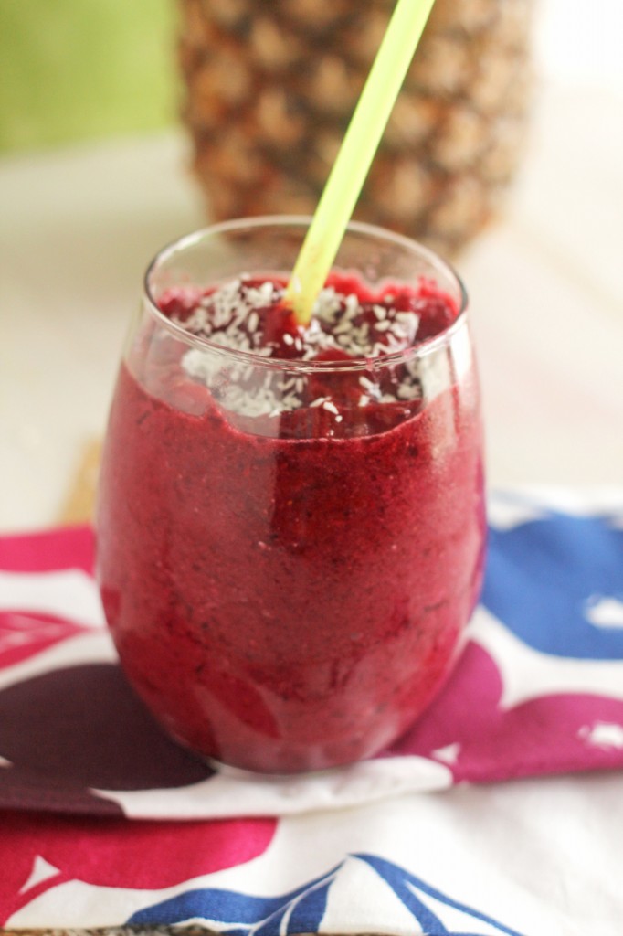 Caribbean Berry Smoothie | Carmel Moments