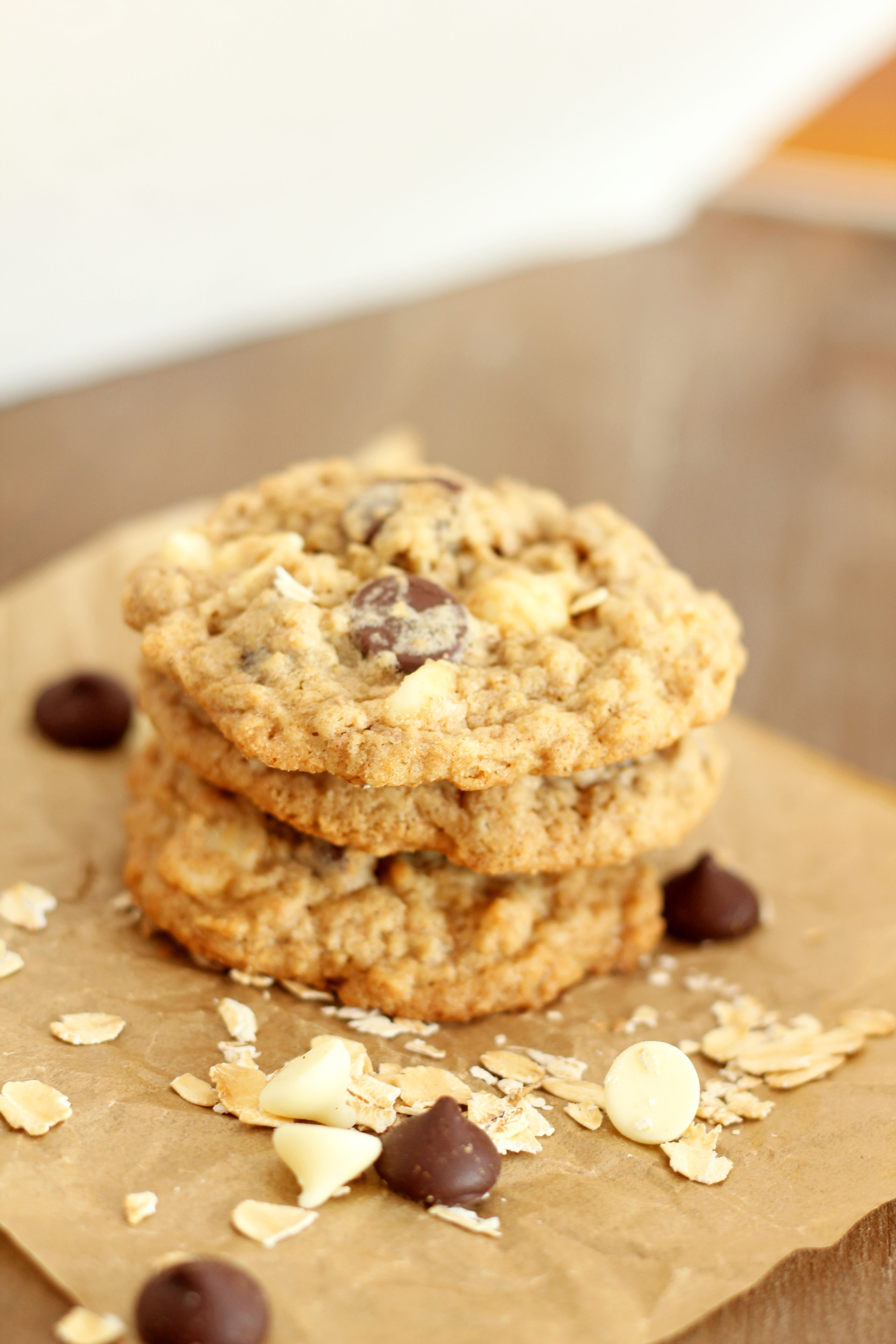 Black and White Whole Wheat Oatmeal Cookies