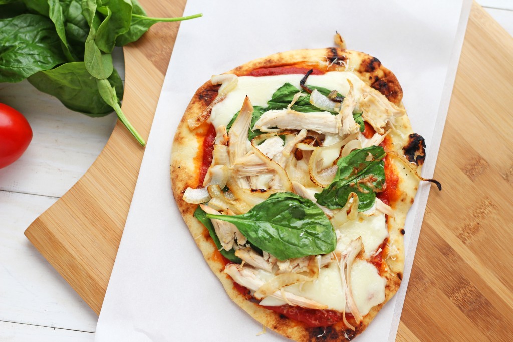 Chicken and Mozzarella Flatbread Pizza | Carmel Moments