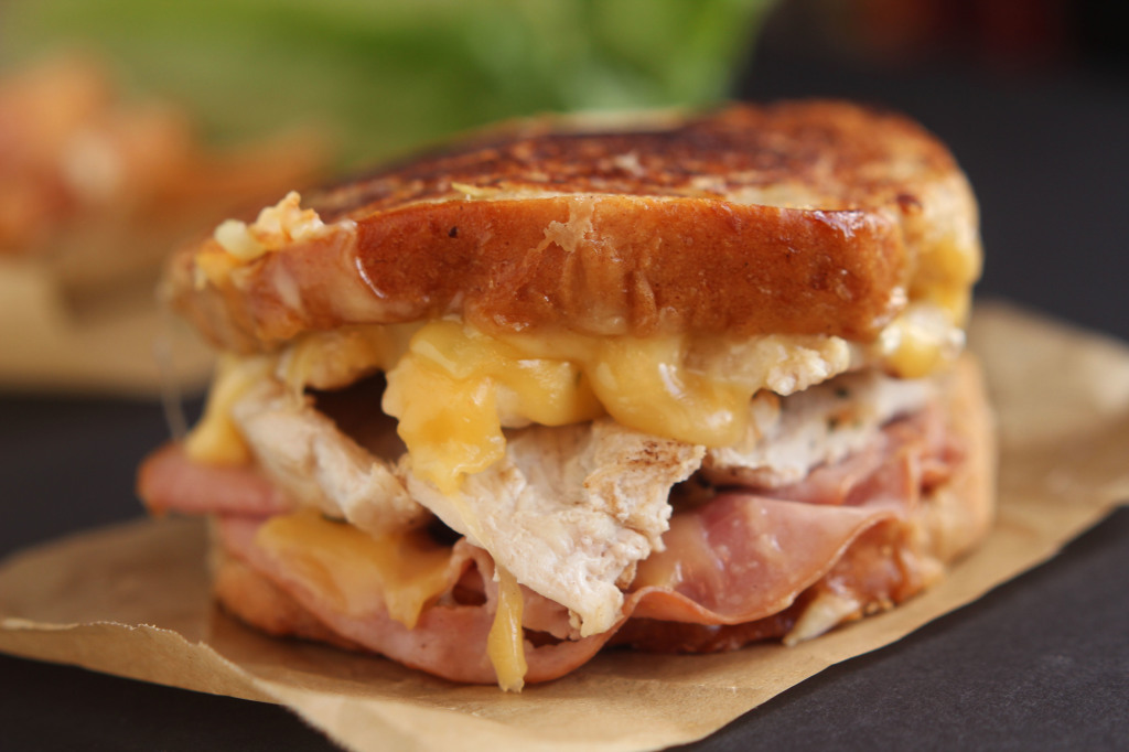 Chicken Cordon Blue Grilled Cheese - Family favorite with the best - ham, fresh grilled chicken and topped with melty smooth Swiss cheese. Hearty sandwich for lunch or dinner. | gatherforbread.com