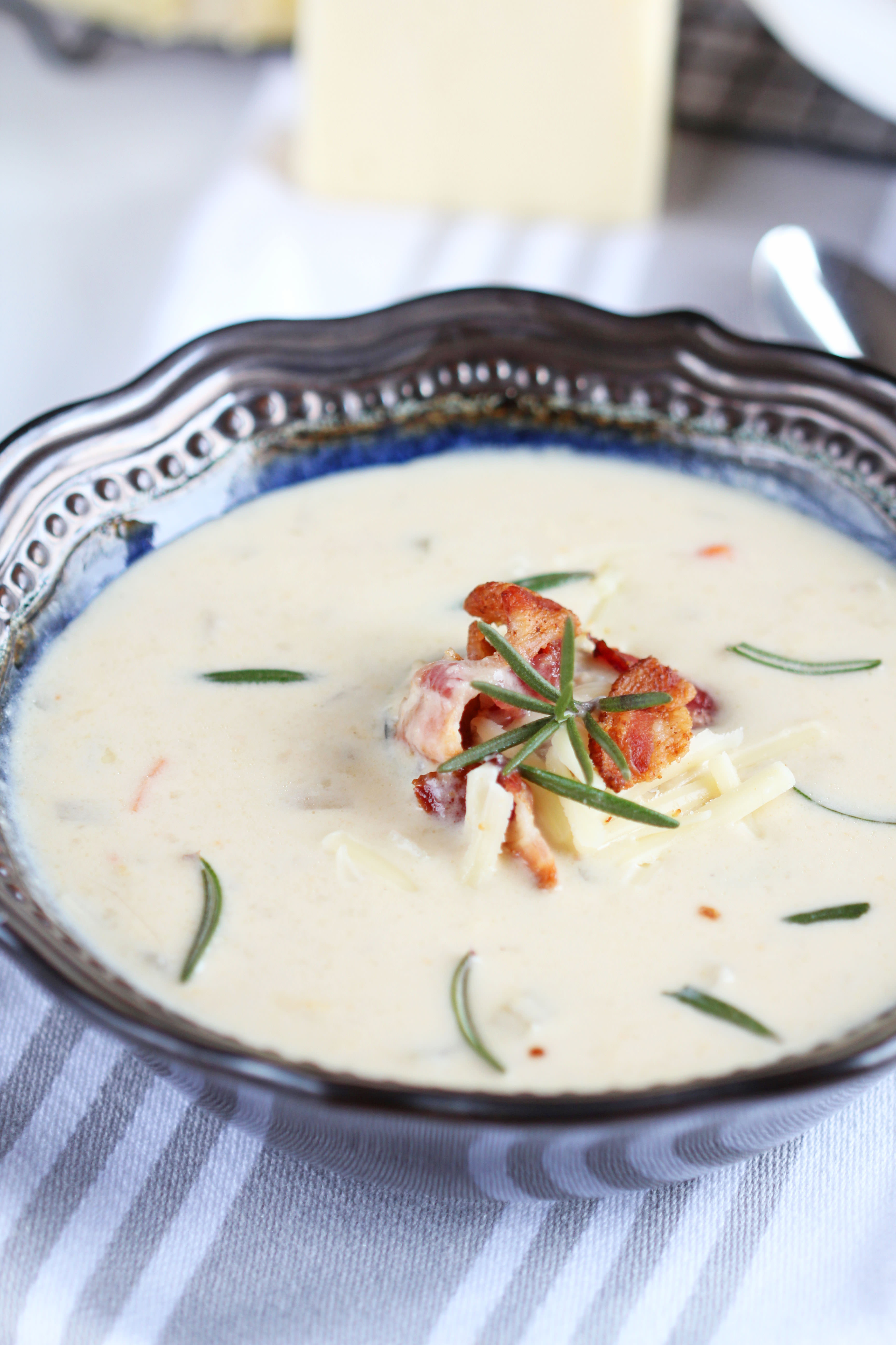 Potato Cheddar Cheese Beer Soup Delicious creamy soup boasting flavor from beer, potatoes and cheddar cheese. Perfection!