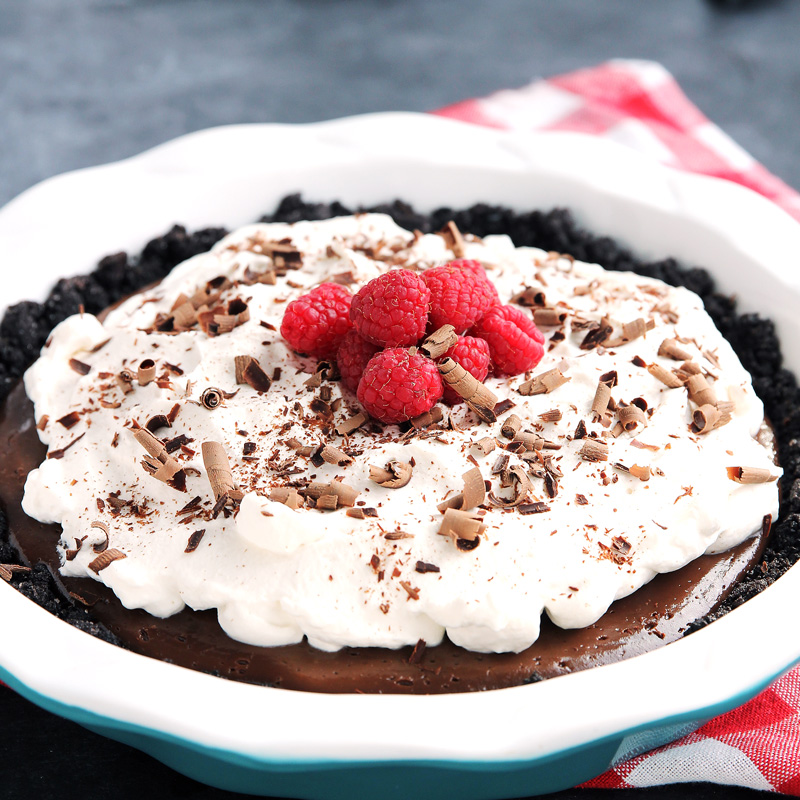 Homemade Chocolate Pudding Pie