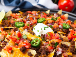 Easy-Cheesy-Nachos-6-260x195.jpg