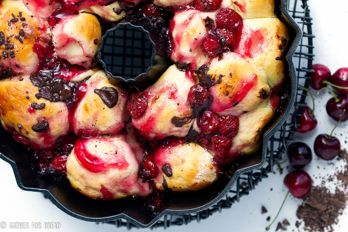 Chocolate Cherry Pull Apart Bread - Homemade bread with a sweet cherry and chocolate touch. Irresistible!