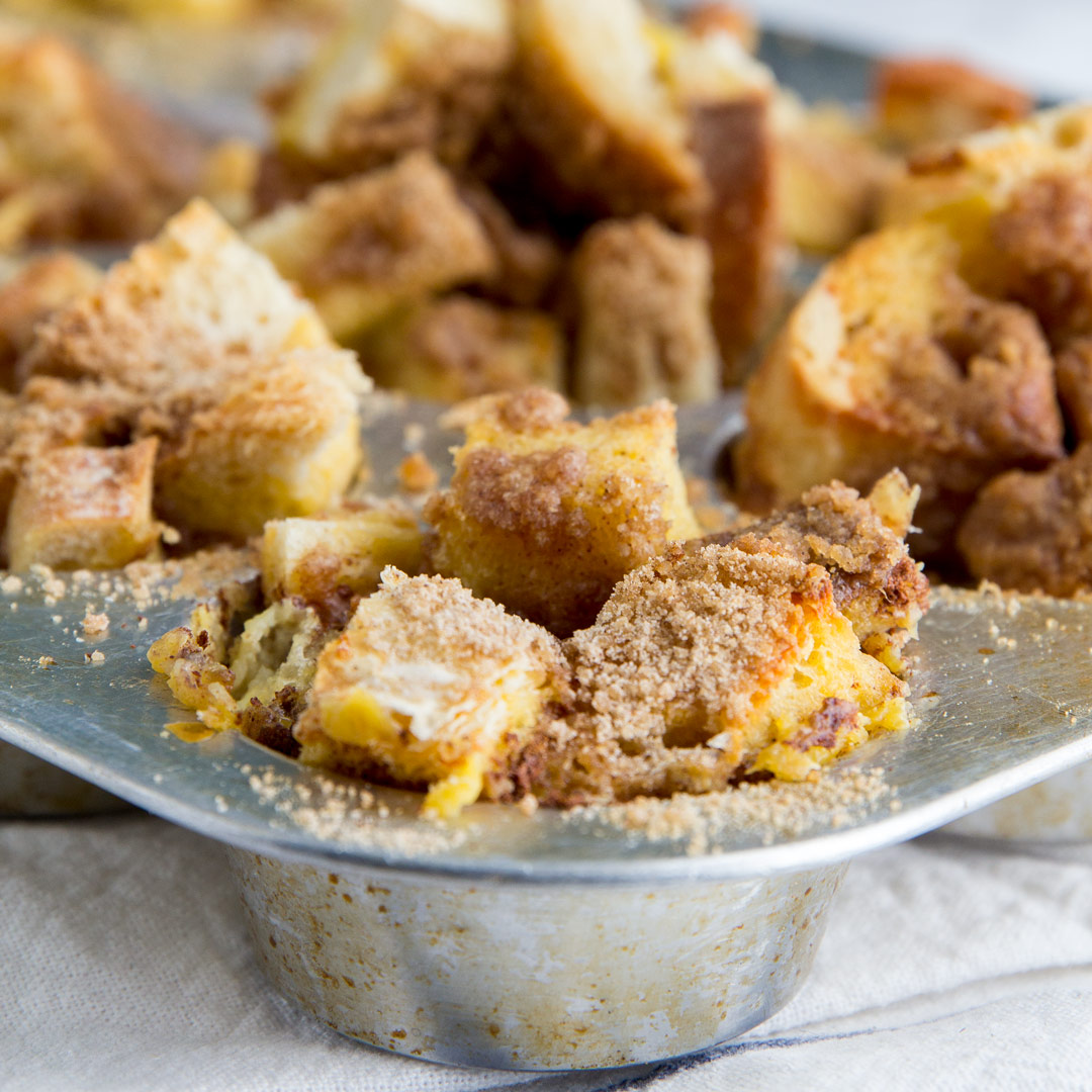 French Toast Muffin Cups - Best recipe here for Easy French Toast Casserole now in muffin cup form. Bake and grab, perfect for kids, breakfast or brunch favorite.